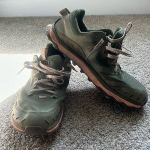 Altra Lone Peak 6. Size 10.5 women